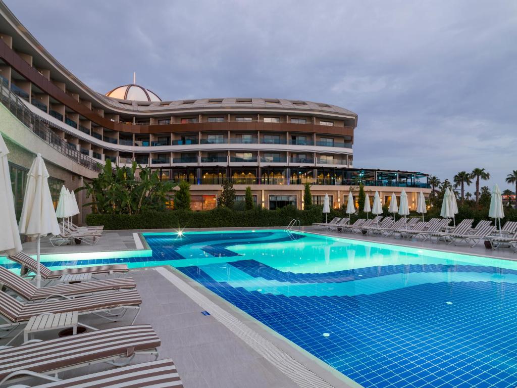 Отель TUI MAGIC LIFE JACARANDA 5*