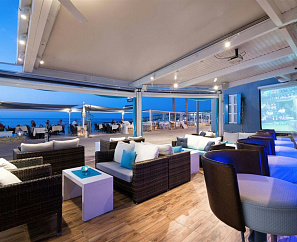 Alia Beach Hotel 