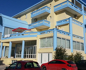 Eleni Palace