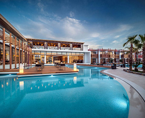  Stella Island Luxury Resort and Spa 