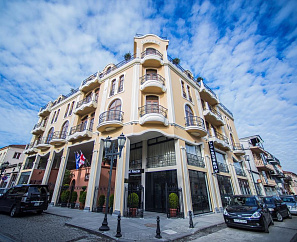 ROYAL VENEZIA