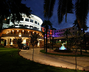 INTOURIST PALACE