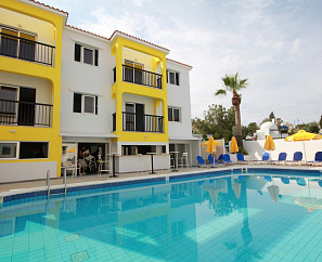 SEA CLEOPATRA AYIA NAPA