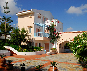 Golden Dream Apartments
